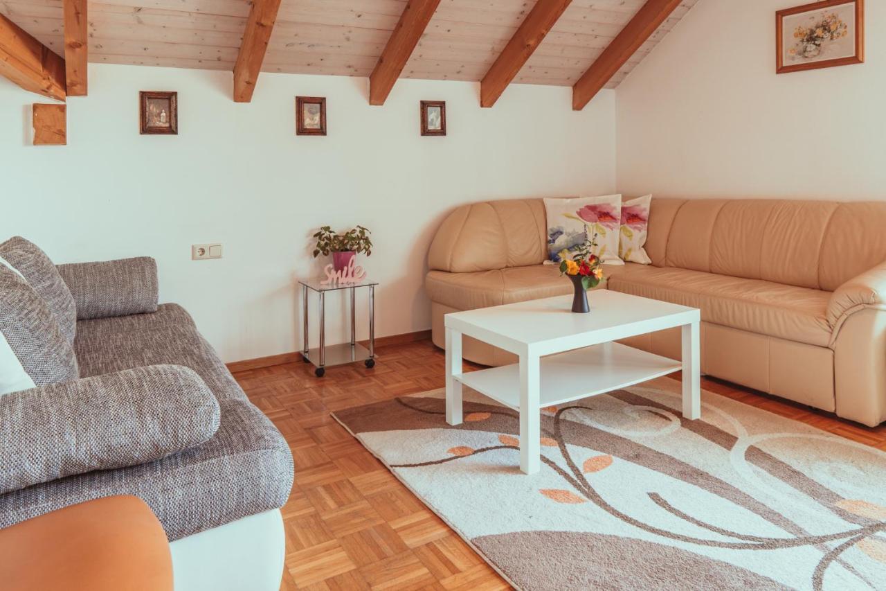 Armonia Altach, 2-6 P, 2 Schlafzimmer, Kueche, Parkplatz, Balkon, Wifi, Garten, Stellplatz Fuer Ski Exterior foto
