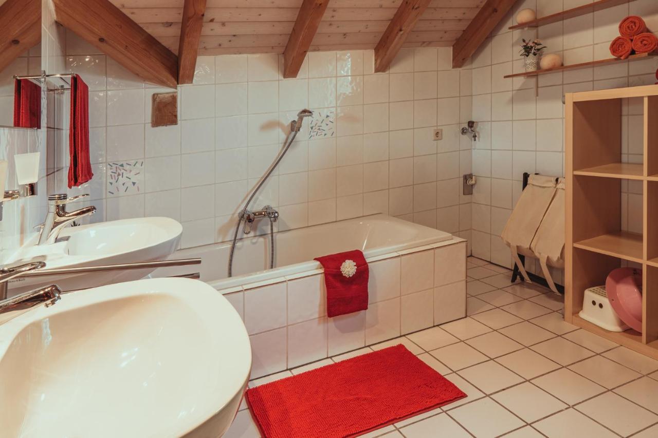 Armonia Altach, 2-6 P, 2 Schlafzimmer, Kueche, Parkplatz, Balkon, Wifi, Garten, Stellplatz Fuer Ski Exterior foto